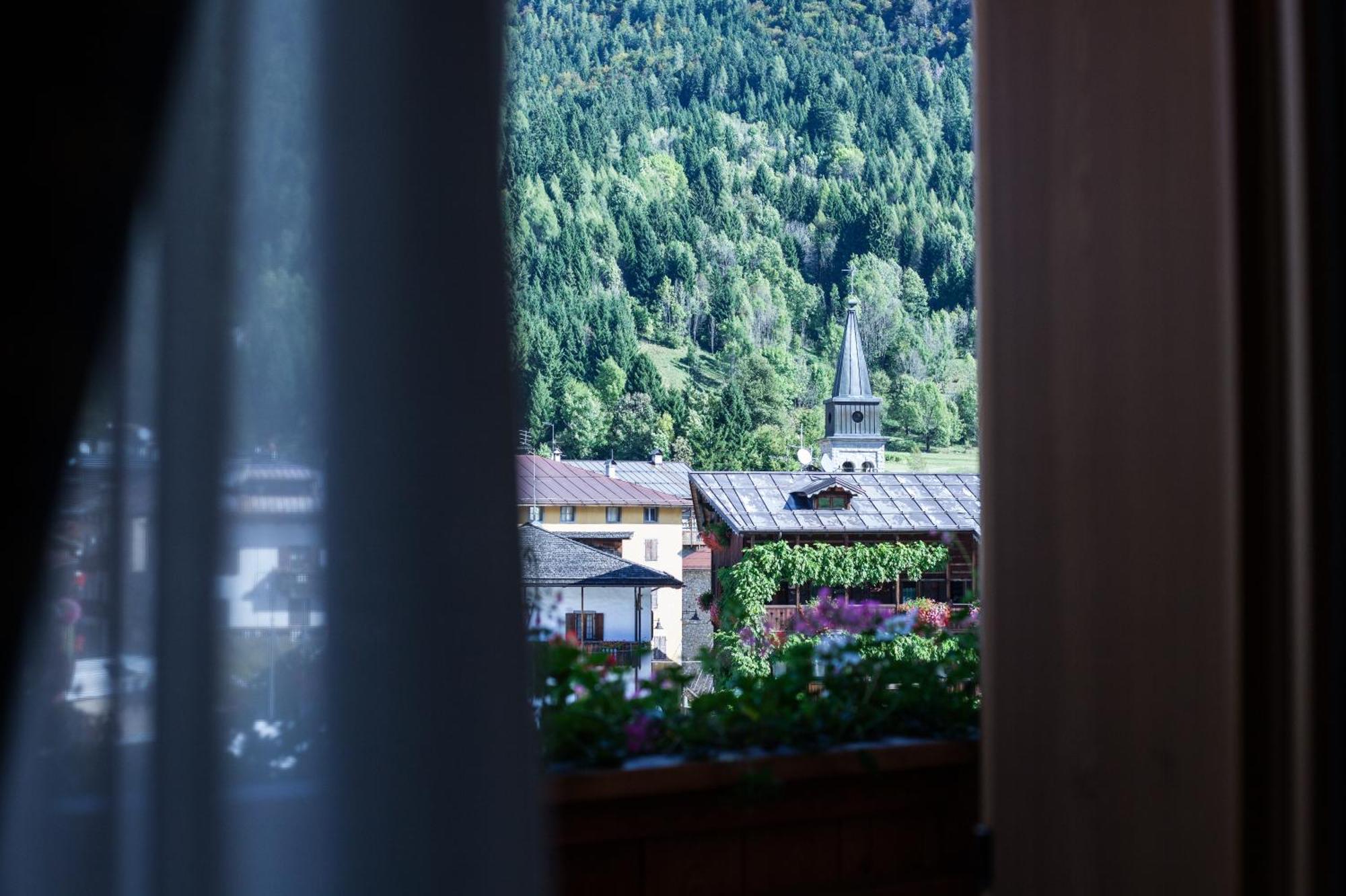 Hotel Posta Forni di Sopra Dış mekan fotoğraf