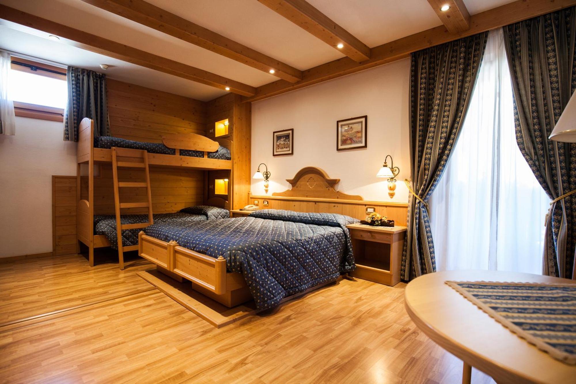 Hotel Posta Forni di Sopra Dış mekan fotoğraf